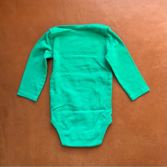 CARTERS St. Patrick’s Day Green Bodysuit, 9mo - Picture 4 of 5